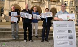 160616-petition-rathaus-01.jpg