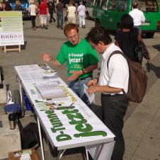 110910-pro-d-infostand-12.jpg