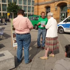 110910-pro-d-infostand-24.jpg
