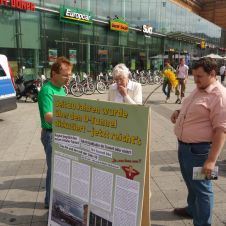 110910-pro-d-infostand-23.jpg