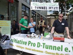 120623-eag-infostand-11.jpg