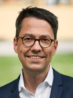 Marc Hansmann Marc Hansmann